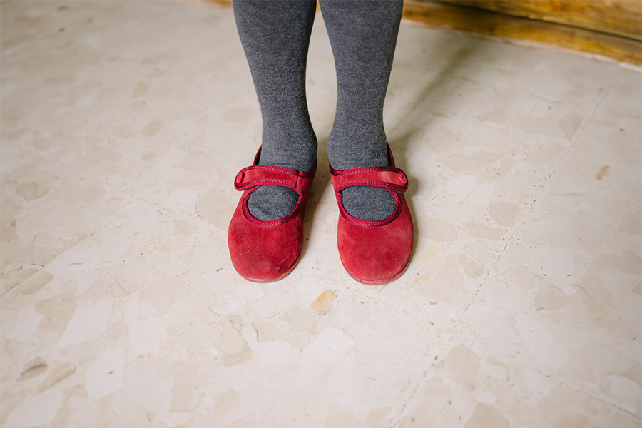Schuhe mit Riemchen Mädchen aus Wildleder mit Klettverschluss
