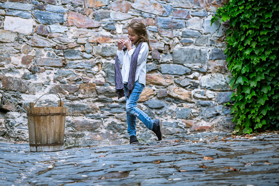 Mädchen Stiefeletten aus Wildleder mit Glitzer-Fersenpartie