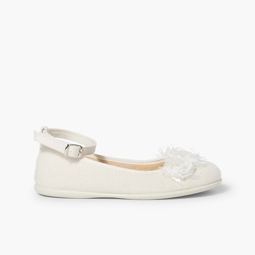 Ballerinas aus Leinen mit Riemchen und Blumenapplikation Beige