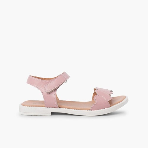 Ledersandalen mit Herzapplikationen Rosa