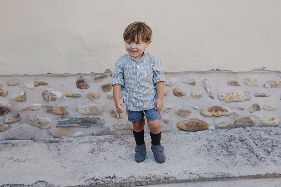 Stiefeletten mit breitem Klettverschluss und künstlichem Fellfutter