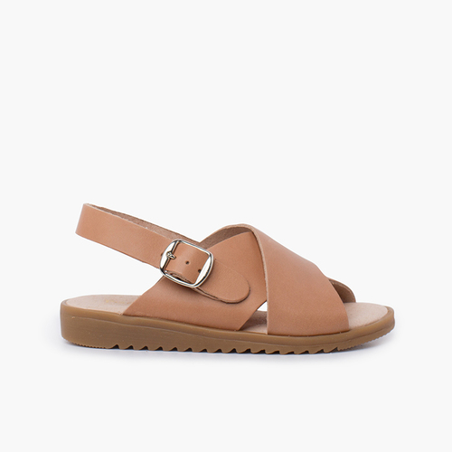 Ledersandalen mit gekreuzten breiten Riemen Beige