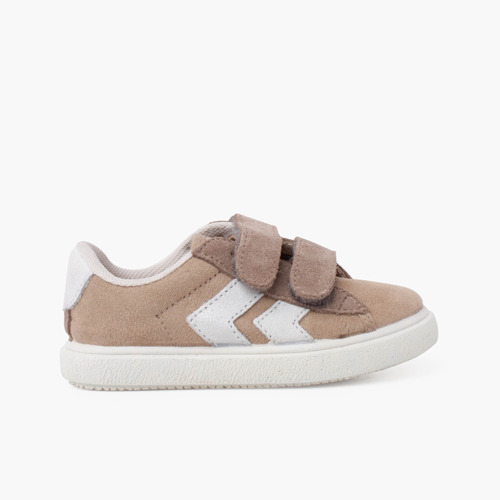 Sneakers mit seitlichen Streifen und Klettverschluss aus Wildleder Sand