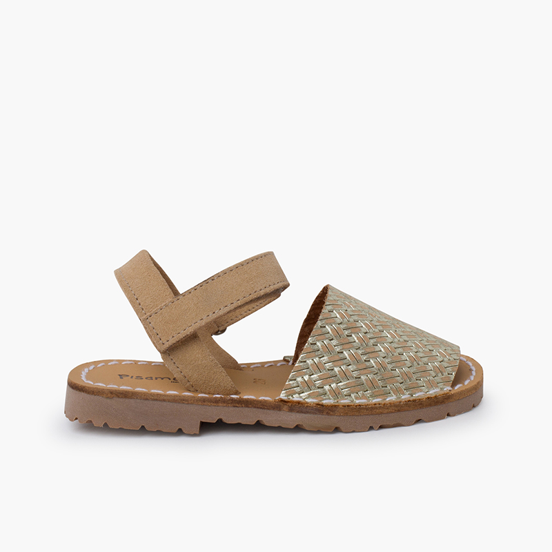 Metallisch glänzende Menorquin-Sandalen mit Flechtoptik Gold