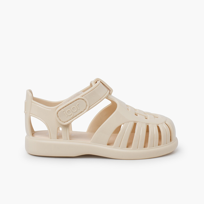 Glänzende Strandsandalen mit Klettverschluss Elfenbein