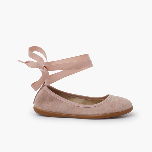 Ballerinas mit elastischem Schleifenriemen und Riemchen Nude