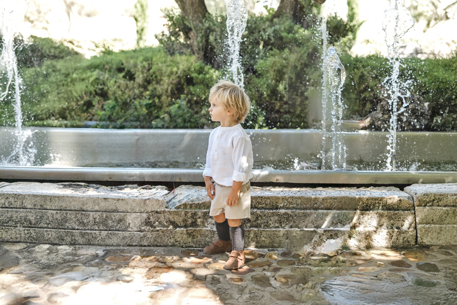 Barfuß-Sportschuhe mit weißer Sohle