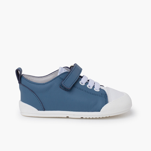 Sneaker mit Schnürsenkeln und Klettverschluss Blau