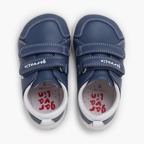 Sneaker aus weichem Leder mit Stern und Klettverschluss Blau
