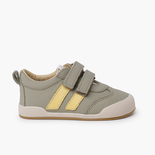 Sneaker mit Klettbändern in großen Größen Grün