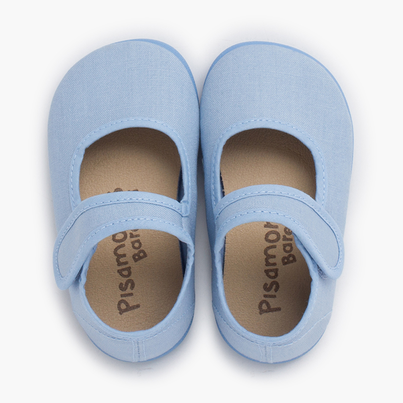 Barefoot-Mary-Janes aus Leinwand mit breitem Verschluss Himmelblau