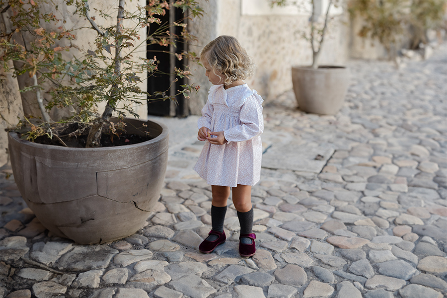 Barefoot-Mary Janes Samt Klettverschluss