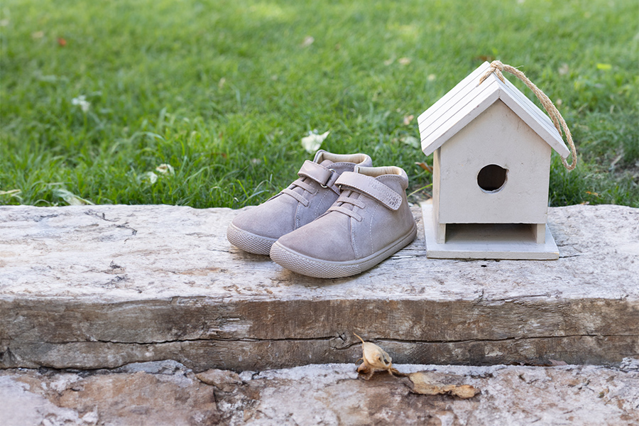 Barefoot-Stiefel Veloursleder Lederriemen und Schnürsenkeln