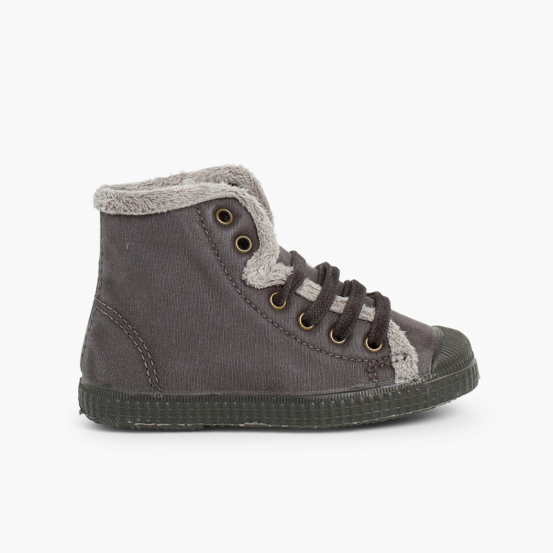 Yeti Stiefel-Sneaker Schwarz