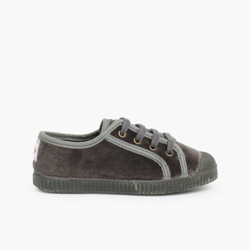 Samt-Sneaker mit Schnürsenkeln für Kinder Grau