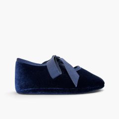 Marineblau