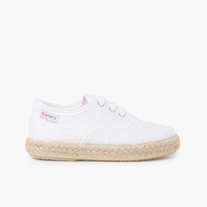 Espadrilles-Sneakers aus Stoff mit Schweizer Stickerei