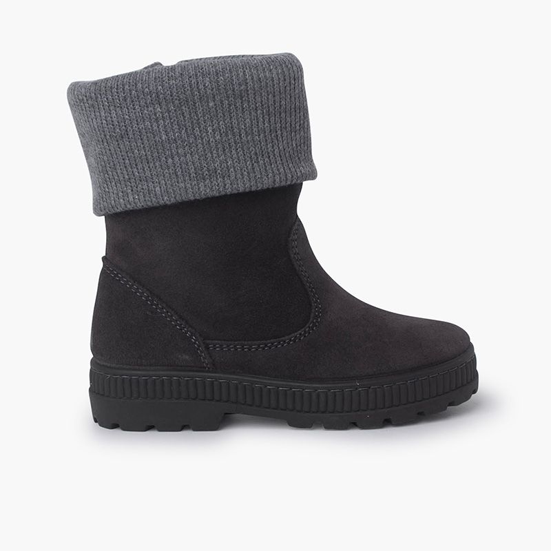 Kinderstiefel mit Wollkragen