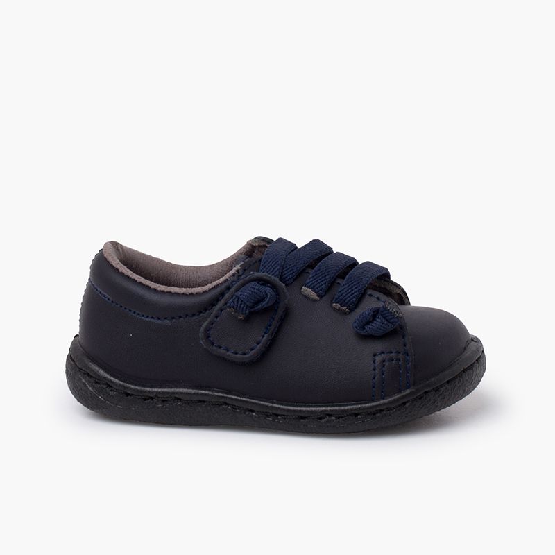 Waschbare Ledersneakers mit elastischen Schnürsenkeln