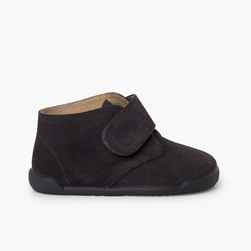 Barfuß-Sportschuhe mit weißer Sohle