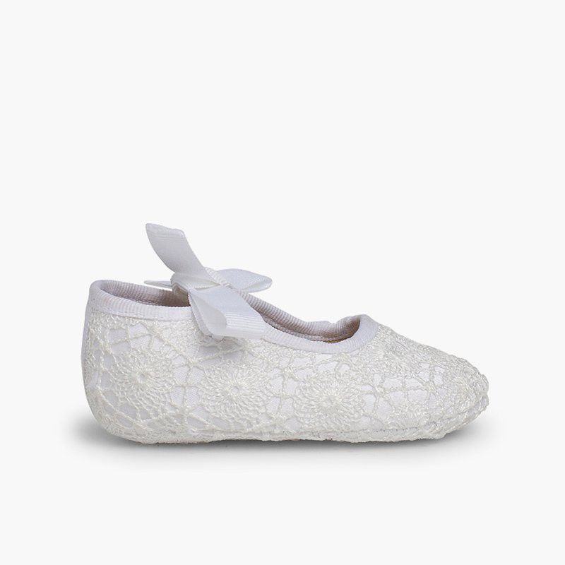 Angelo-ähnliches Häkelkissen