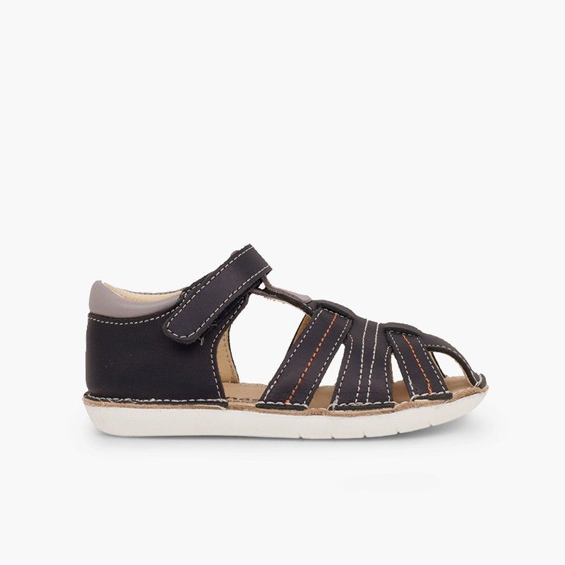 Leder-Sandale mit Nähten und Klebeband für Jungen