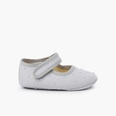 Babyschuhe mit Riemchen aus Pünktchenstoff Grau
