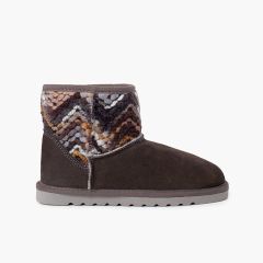 Niedrige Wanderstiefel im australischen Stil mit Woll-Details in verschiedenen Farben Grau