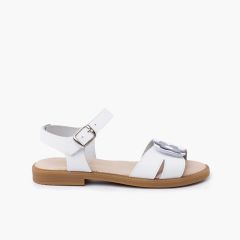 Sandalen mit breitem Haftriemen, Blumenapplikation und Schnallenverschluss Weiß mit graublauen Blumen
