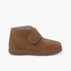 Stiefeletten mit breitem Klettverschluss und künstlichem Fellfutter Kamel