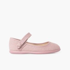 Tiefe Mary Janes mit Knopfdetail und Klettverschluss Zartrosa