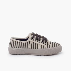 Sneakers mit Streifen und breiter Sohle Roh und Grau