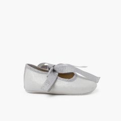 Baby Mary Janes mit glänzender Schleife Silber