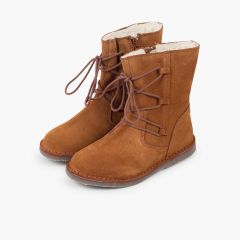 Stiefel für Mädchen mit Lammfellfutter Kreuzschnürung und Reißverschluss Kamel
