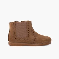 Stiefeletten mit Lochmuster für Mädchen, Reißverschluss und Elastik Toffee