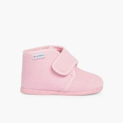 Hausschuhe Stiefel aus Cordstoff Rosa