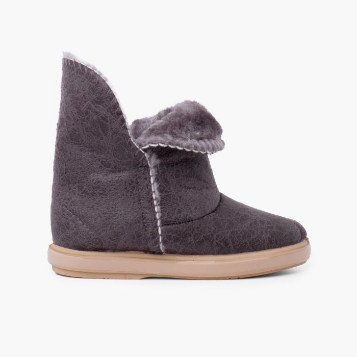 Mädchenstiefel im australischen Stil mit seitlicher Öffnung