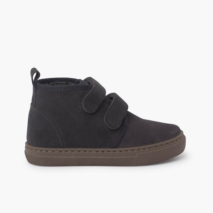 Winterstiefel mit doppeltem Klettverschluss