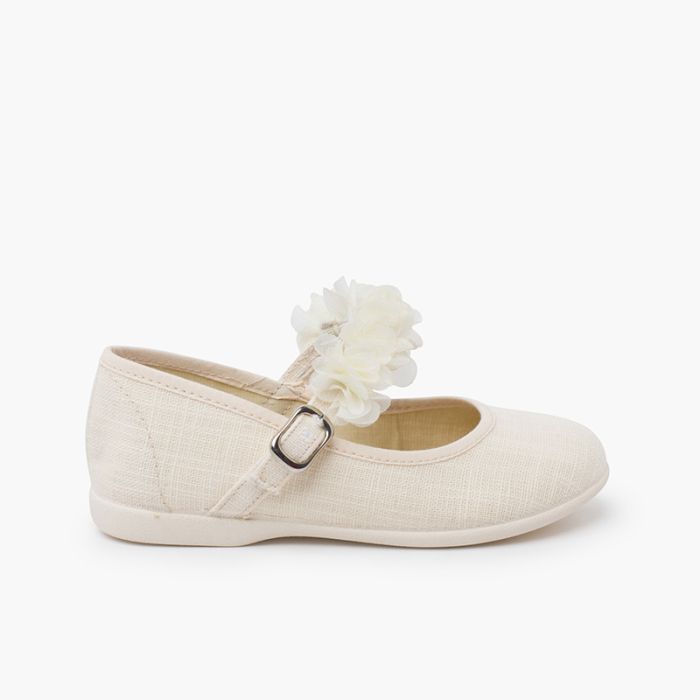 Festliche Mary Janes mit Blumenband