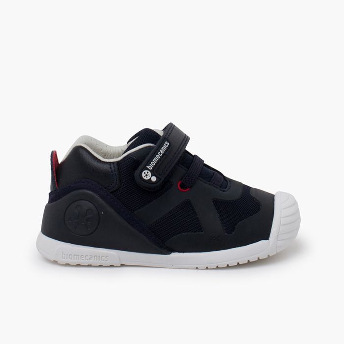 Sneakers mit Klettverschluss und elastischem Band