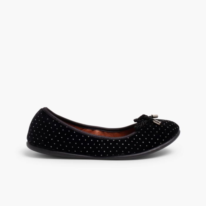 Ballerinas mit Schleife aus Samt und Strass
