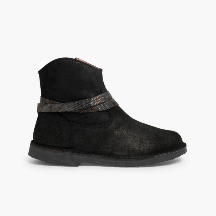 Niedrige Stiefel mit Schlangenhaut-Optik