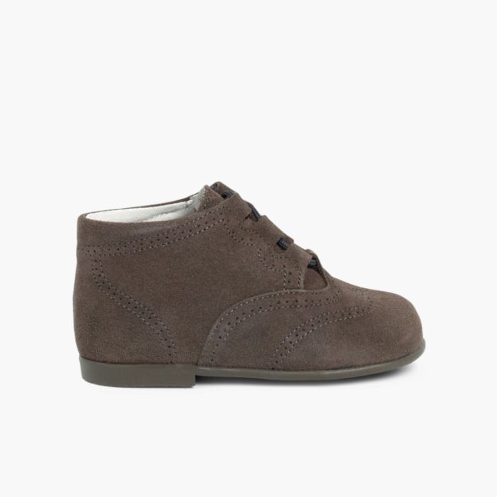 Englische Schuhe / Englische Wildlederstiefel