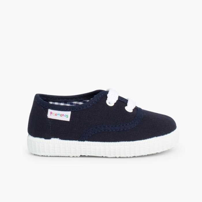 Kindersneakers mit Schnürsenkeln