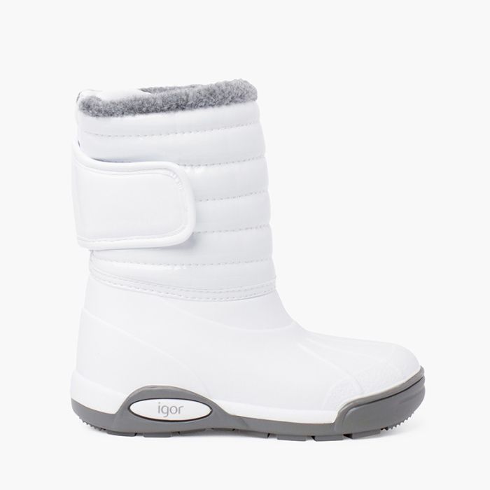 Apres-Ski Stiefel aus Lackleder mit Fellfutter und verstellbarem Verschluss