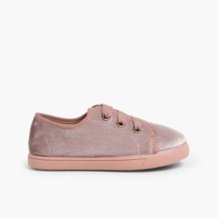 Mädchen-Sneaker aus glänzendem Stoff