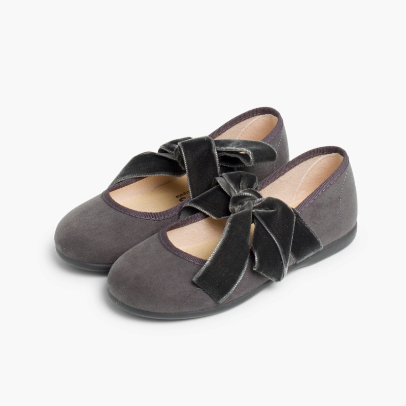Mary Janes mit Samtschleife Grau