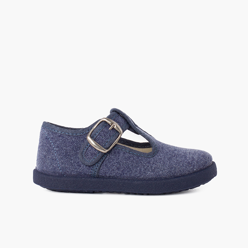Klassische Babyschuhe im Casual-Stil mit Sportsohle in passender Farbe Jeansblau