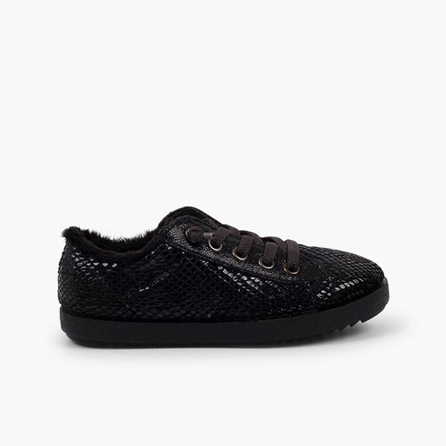 Turnschuhe mit Schlangenmuster und Pelzfutter Schwarz