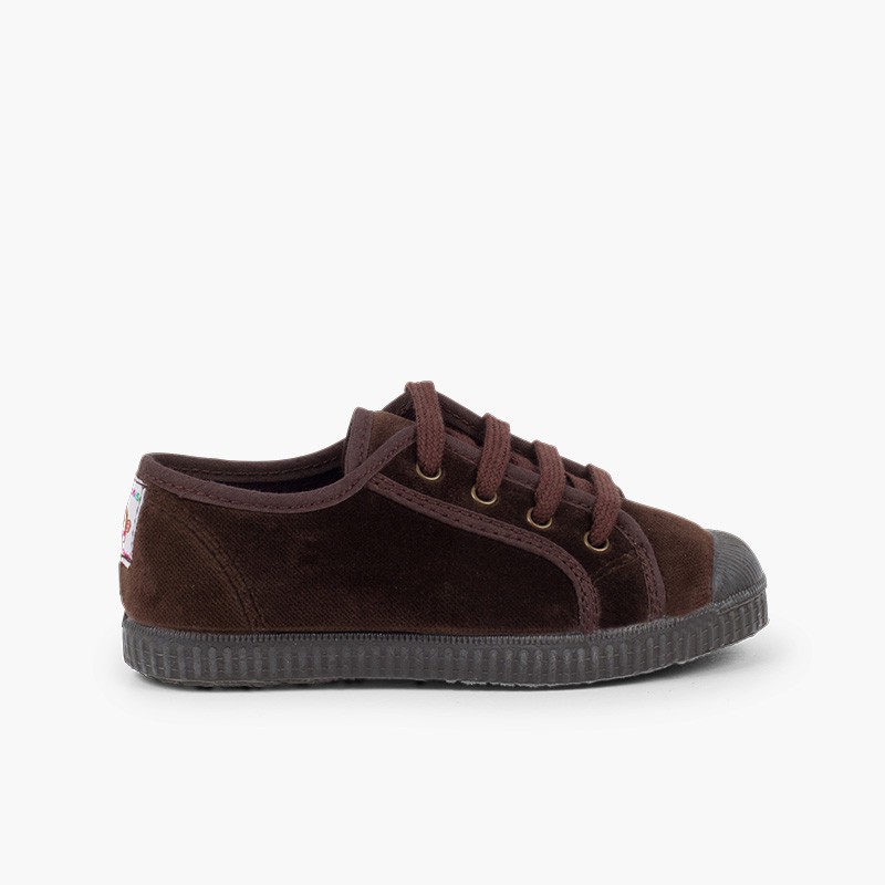 Samt-Sneaker mit Schnürsenkeln für Kinder Braun